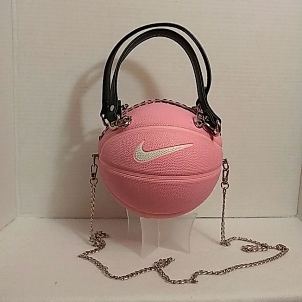 NWT HANDMADE SMALL NIKE SKILLS PINK 🩷 BASKETBALL PURSE 🏀 - Picture 4 of 12